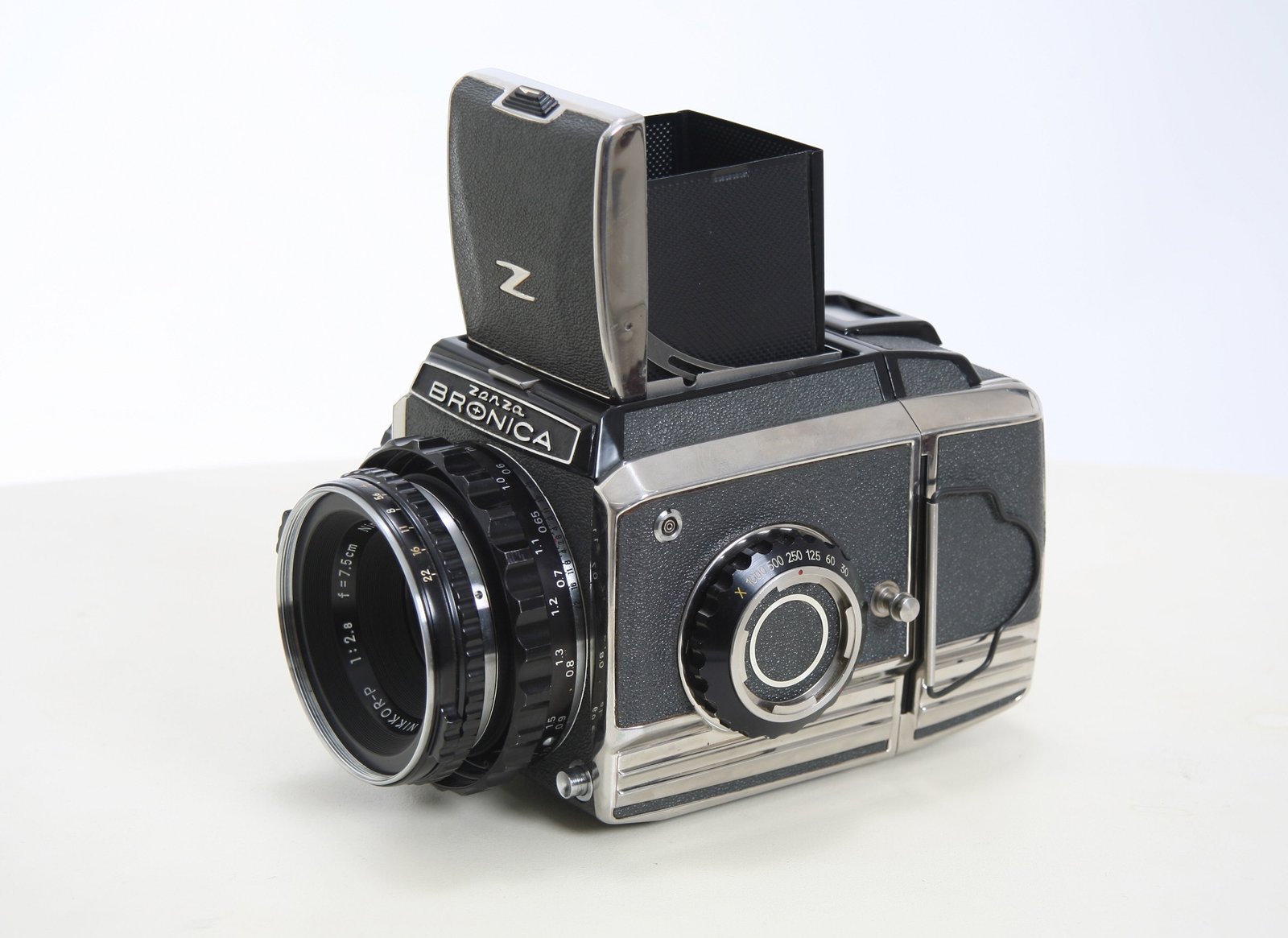 中古入荷情報】善三郎さんのカメラ【ZENZA BRONICA S2 NIKKOR-P 75mm
