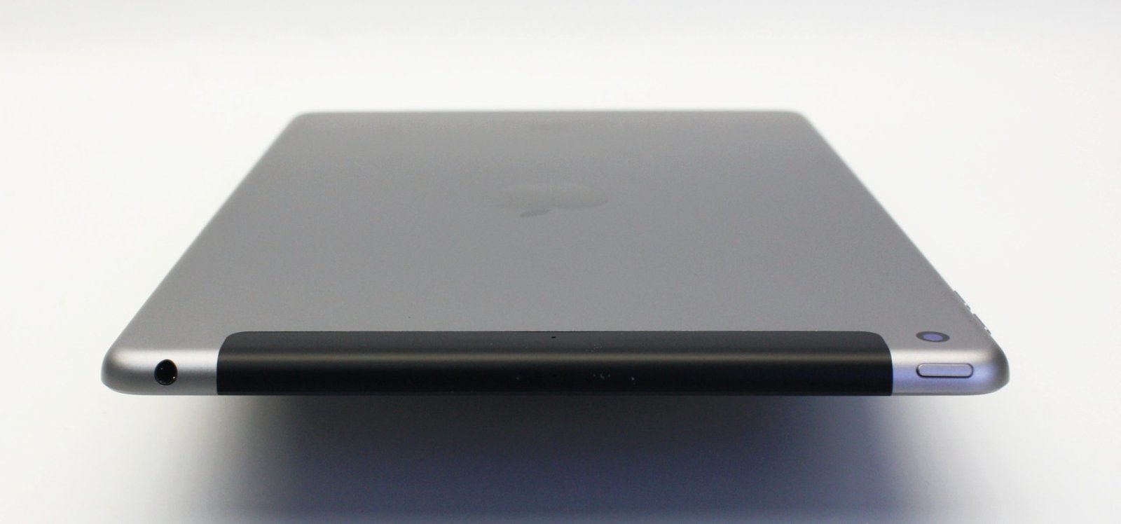 Apple iPad 6th Gen A1954 MR6R2LL/A 32GB WiFi+Cellular Space Gray