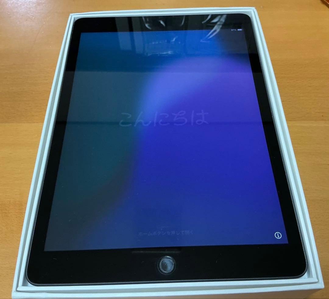 iPad 第9世代　wifi 256GB スペースグレイ iPad Wi-Fi + Cellular 256GB - スペースグレイ（第9世代）[整備済製品
