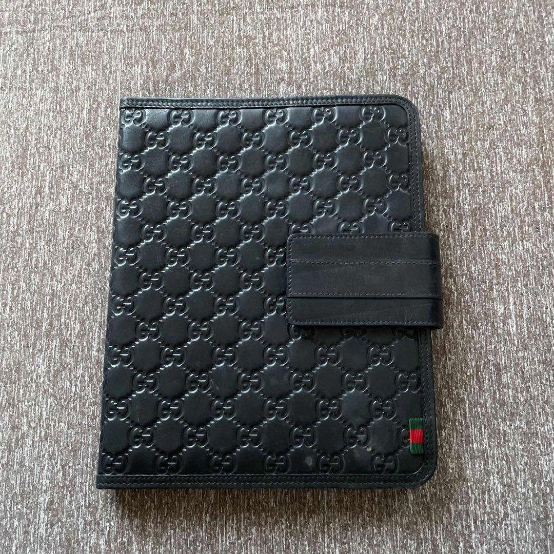 GUCCIのiPadケース オフィディア〕iPad ケース ・ベージュ＆ブラウン GG ファブリック