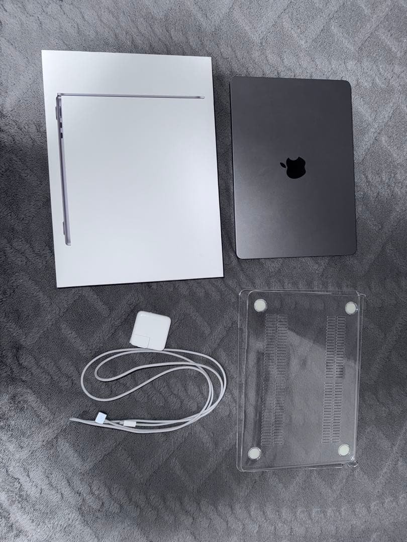 Apple MacBook Air 13.6インチ スペースグレー (M2) レビュー：新型M2チップ搭載MacBook Airはやっぱり期待を裏切らない