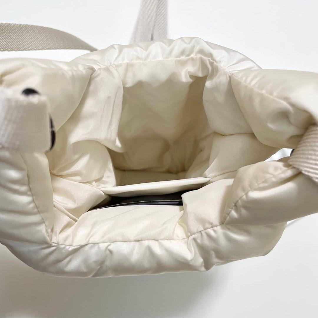 モンクレール ショルダーバッグ キルティング 白 シンプル ダウン