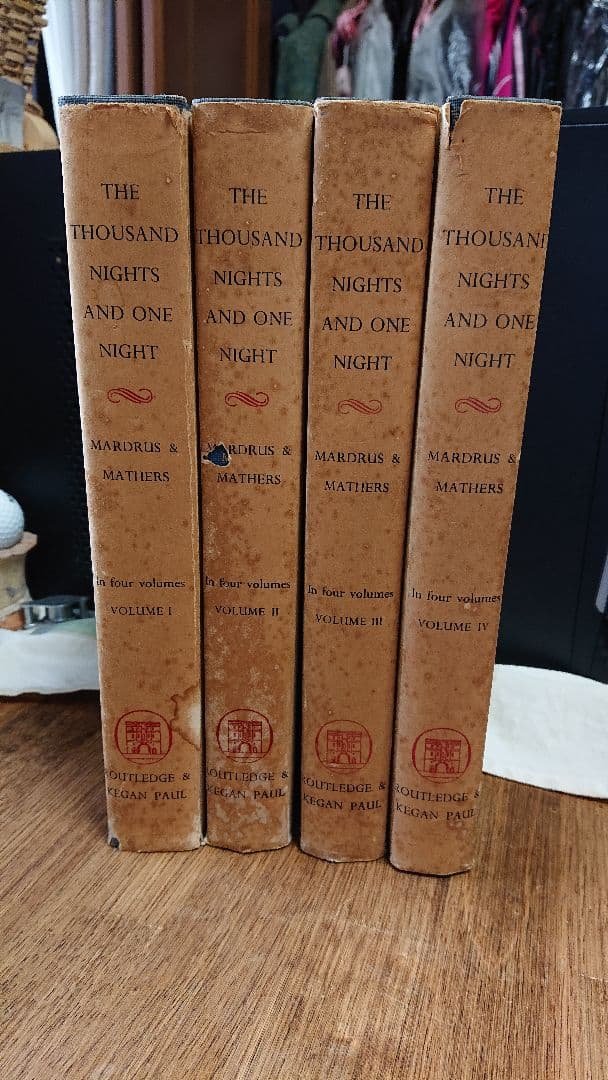 Thousand Nights 千夜一夜物語 4冊 Aladdin 71KgHXJmWRL._AC_UF350,