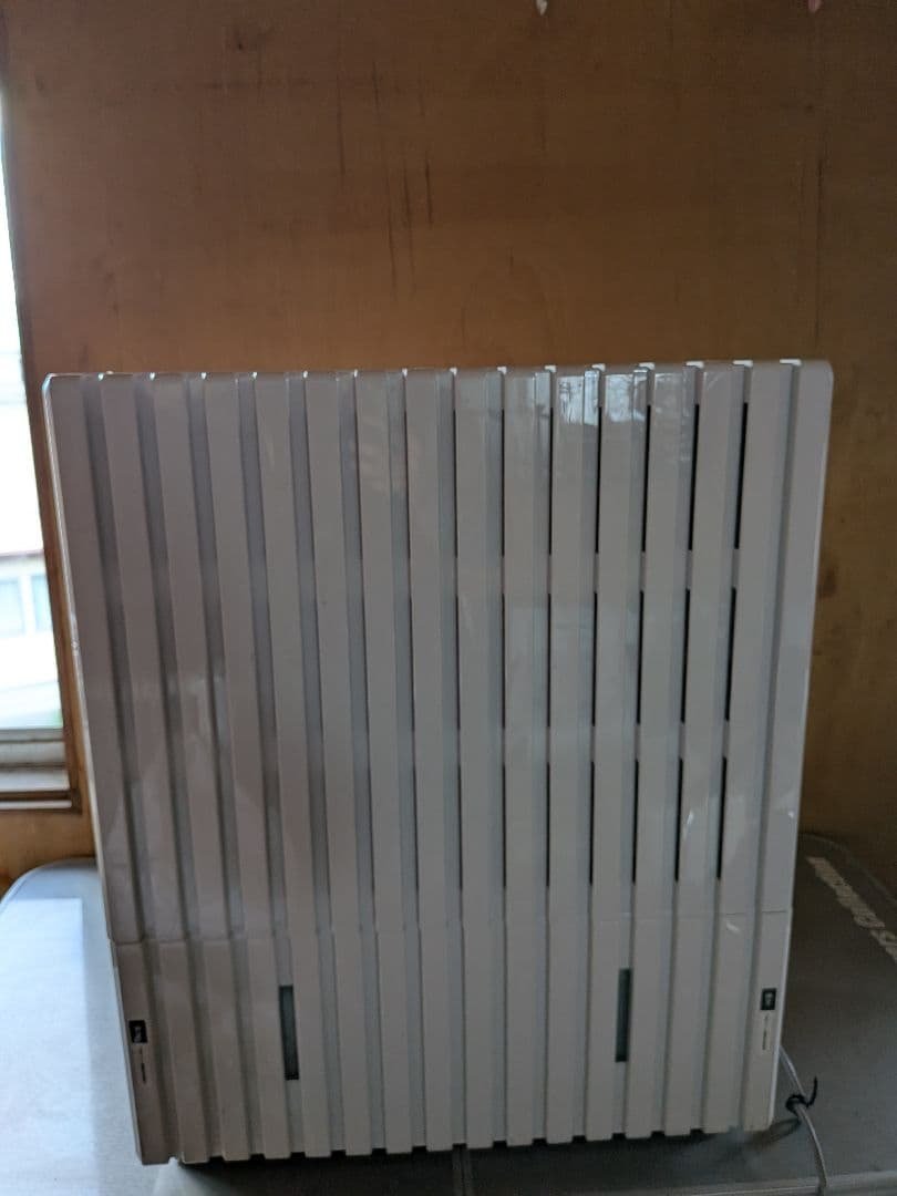 パナソニック　FE-KXP20 気化式加湿器　2019年製 ヨドバシ.com - パナソニック Panasonic ヒーターレス気化式加湿器