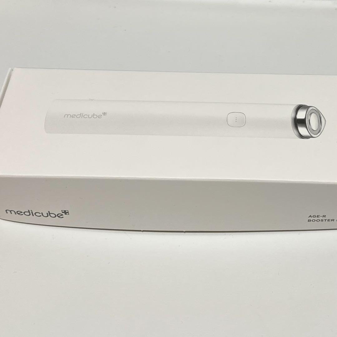 AGE-R ブースタープロミニ 美顔器 wh メディキューブ 美顔器 AGE-R ブースタープロミニ ホワイト メディ